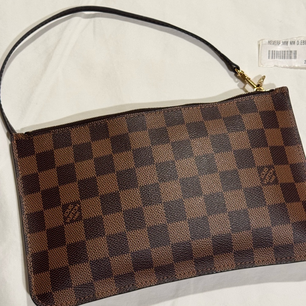 Louis Vuitton Damier Ebene Pochette